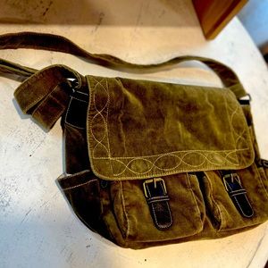 1970's Army Green Color Velour Cross Body Shoulder Strap Purse
